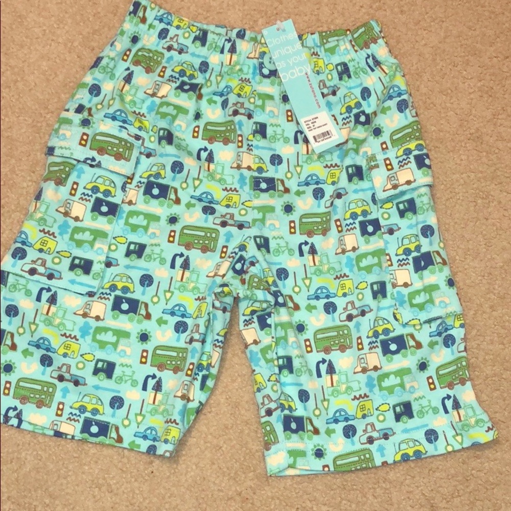 Zutano elastic transportation shorts